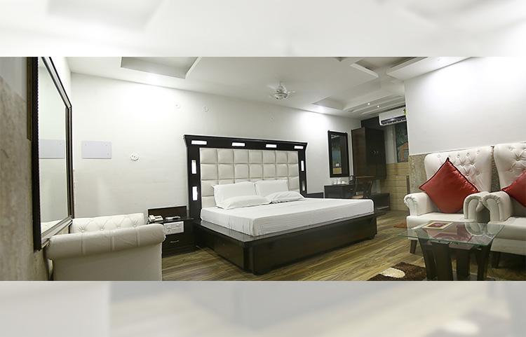 Hotel Sahil Palace Rupnagar  외부 사진